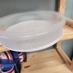Tupperware 12" Pie Round Keeper Cake Taker